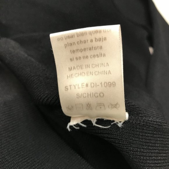 Codigo Black/White Striped Long Sleeves Knit Dress - Picture 7 of 7